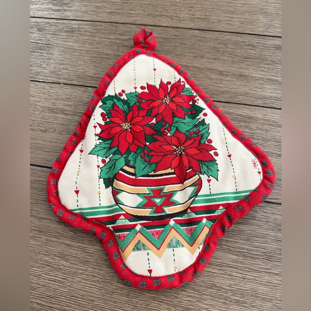 Festive Poinsettia Holiday Pot Holder